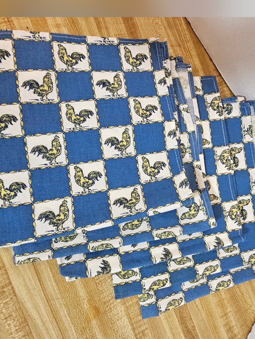 Waverly Rooster Cloth Napkins Set 5 Blue White Yellow Check Farmhouse 18x19
